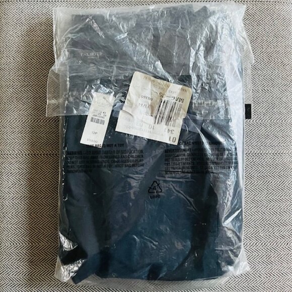 Talbots Navy Wool Dress – new with tags - Picture 6 of 6